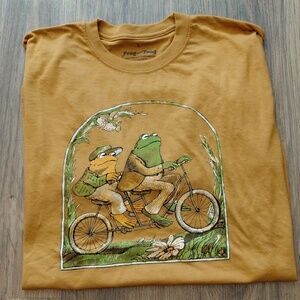NWOT ~ Men's Size L ~ Frog & Toad Graphic Tee
